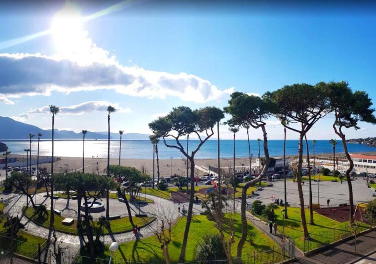 Villa Oplonti - Tra Napoli, Pompei E Sorrento Torre Annunziata Εξωτερικό φωτογραφία